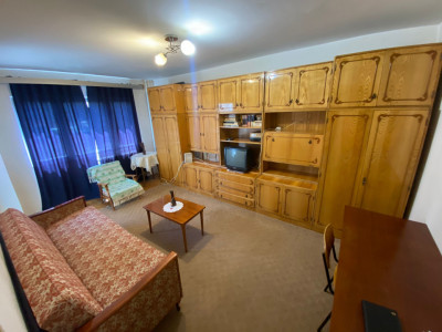 Apartament cu o camera de 30 mp situat in zona Piata Marasti