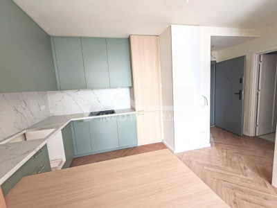 Prima Inchiriere! Apartament cu 2 camere si parcare zona Iulius Mall
