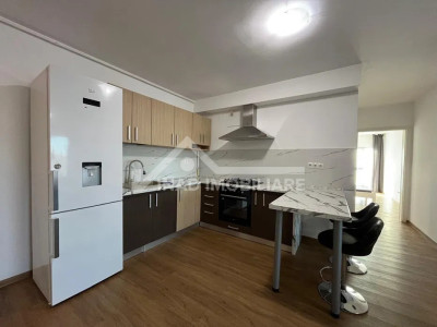 Apartament cu 3 camere, mobilat modern, Scala (Frunzisului)