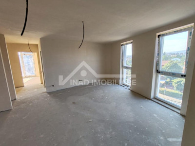 Apartament cu 2 camere, semifinisat, etaj intermediar, Strada Campina