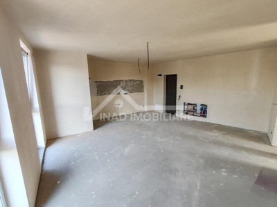 Apartament cu 2 camere, semifinisat, parcare subterana, Strada Campina