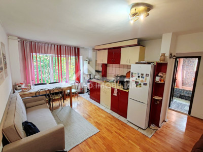 Apartament cu 2 camere decomandate situat in Zorilor pe Strada Lunii