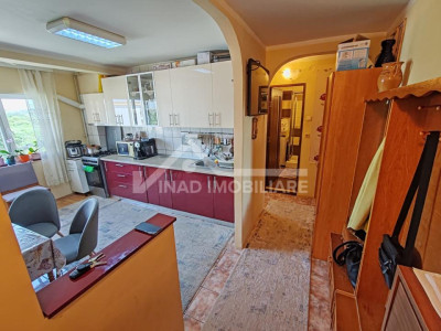Apartament cu 2 camere decomandate Intre Lacuri zona strazii Dunarii